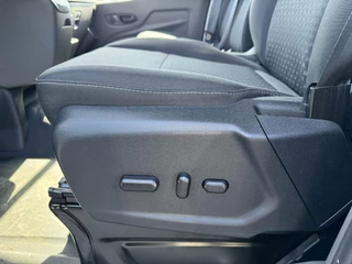 Ford E-Transit Ford E-Transit 350 L2H3 Trend 68 kWh Zuid | 184pk | Pro Power on board | Navigatie | Hoog Dak | Adaptieve Cruise | Digitale binnenspiegel | Keyless entry | Laadruimte bescherming | All season banden | Reservewiel | Perimetrisch alarm - afbeelding nr 9