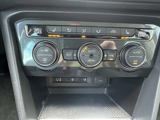 Volkswagen Tiguan Volkswagen Tiguan 1.4 TSI Sound Navi Carplay Adaptive Cruise Stoelverwarming - afbeelding nr 32