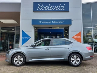 Škoda Superb 1.4 TSI 126pk Active Business | Origineel NL | Navi + Apple Carplay + Android Auto | Clima | Cruise | Pdc | Bluetooth Carkit+Streaming | Licht+Regensensor | Mistlampen | 16''lm | Trekhaak - afbeelding nr 4