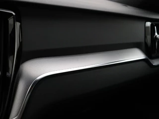 Volvo V60 Volvo V60 B4 AUT(8) R-DESIGN SCHUIFDAK HARMAN KARDON 19INCH TREKHAAK KEYLE - afbeelding nr 28