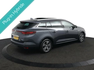 Renault Megane E-Tech Renault Megane Estate 1.6 E-Tech Plug-In Hybrid 160 Intens - afbeelding nr 2