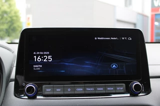Hyundai Kona Hyundai Kona 1.6 GDI HEV Premium Sky Full Option! + Trekhaak 