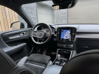 Volvo XC40 Volvo XC40 1.5 T5 Twin Engine R-Design Automaat | Achteruitrijcamera | LED verlichting | Trekhaak uitklapbaar | Stoelverwarming | Climate control | Cruise control adaptief | Dode hoek detectie | Getint glas | Parkeersensoren voor en achter - afbeelding nr 47