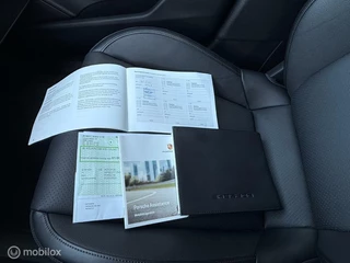 Porsche Taycan Porsche Taycan Performance 84 kWh PANO/AIRCO/CAM/LEDER/CHRON - afbeelding nr 18