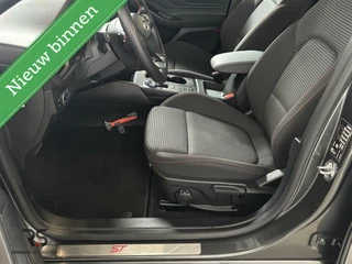 Ford Focus Ford Focus Wagon 1.5 150 pk A/T ST Line Buss. | Navi | LED | ACC | Airco | DAB+ | CarPlay | Stuur/stoel verw. | 1e Eig. | Org. NLD. | - afbeelding nr 22