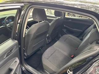 Volkswagen Golf Volkswagen Golf 1.0 ETSI **Carplay//18inch//DAB** - afbeelding nr 11