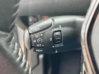 Peugeot 208 Peugeot 208 1.2 PURETECH ACTIVE NAVI LMV PDC AIRCO - afbeelding nr 22