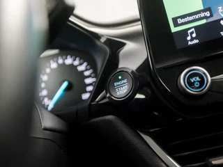 Ford Fiesta (APPLE CARPLAY, GROOT NAVI, CLIMATE, CAMERA, ADAPTIVE CRUISE, SPORTSTOELEN, CAMERA, PARKEERSENSOREN, LM VELGEN, NIEUWE APK, NIEUWSTAAT) - afbeelding nr 25