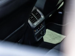 Volkswagen Tiguan Volkswagen Tiguan 1.4 TSI eHybrid R-Line|PANO|ACC|TREKHAAK - afbeelding nr 13