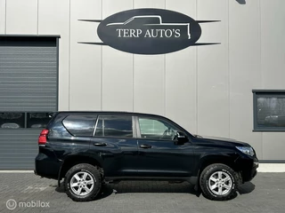Toyota Land Cruiser Toyota Land Cruiser 2.8 D-4D-F Comfort Blind Van - afbeelding nr 4