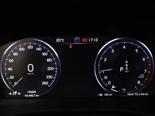 Volvo XC40 Volvo XC40 T3 AUT(8) INSCRIPTION SCHUIFDAK 360GR CAM ACC BLIS KEYLESS - afbeelding nr 41
