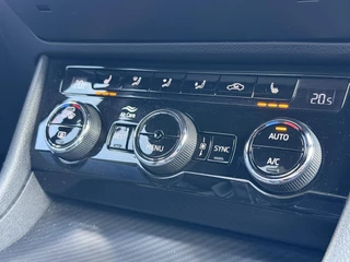 Škoda Superb Skoda Superb Combi 1.4 TSI iV 160kW DSG6 Sportline Memory|Ad.Cruise|carplay - afbeelding nr 17