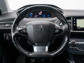 Peugeot 308 Peugeot 308 SW 1.2 PureTech 130pk Blue Lease Allure | Navigatie | Virtual cockpit | Trekhaak - afbeelding nr 27