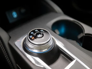 Ford Focus Automaat (PANORAMADAK, APPLE CARPLAY, GROOT NAVI, STUUR/STOELVERWARMING, GETINT GLAS, ADAPTIVE CRUISE, TREKHAAK, PARKEER ASSISTENT, NIEUWE APK, NIEUWSTAAT) - afbeelding nr 28
