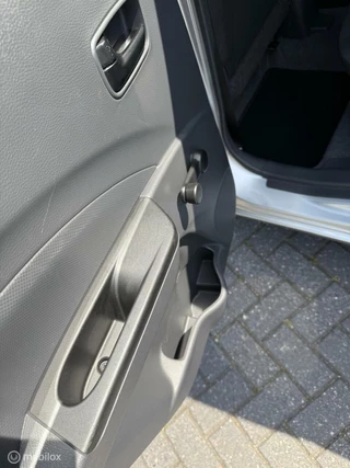 Suzuki Celerio Suzuki celerio 1.0 dynamic - afbeelding nr 9