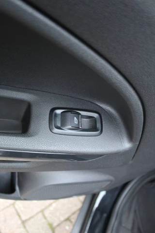 Ford EcoSport Climate control , Cruise control , Bluetooth , Stoelverwarming Hoge zit, Voorruitverwarming - afbeelding nr 27