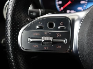 Mercedes-Benz C-Klasse Mercedes-Benz C-klasse 180 Business Solution AMG | Stoelverwarming |  360 Camera | Trekhaak | Digital Cockpit | Leder/Alcantara | Full LED | Navigatie | Park Assist - afbeelding nr 16