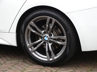 BMW 3 Serie BMW 3 Serie Touring 320d TwinTurbo M-sport / .Hi.Ex. / 2017 LED - afbeelding nr 63