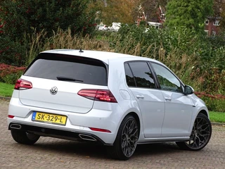Volkswagen Golf Volkswagen Golf 1.5 TSI / DSG / R-Line / 2018 / LED *NAP* - afbeelding nr 9