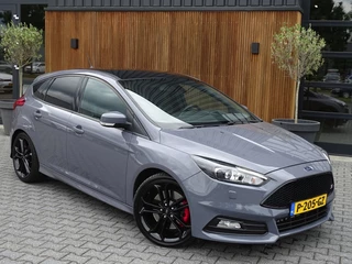 Ford Focus Ford Focus ST MK3 2.0T 289PK / Recaro / Milltek / Airtac / LED - afbeelding nr 55