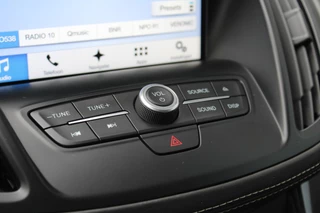 Ford Kuga Ford Kuga 1.5 EcoBoost Vignale | Trekhaak Afneembaar 2000KG | Cruise Control | Navigatie | Climate Control | Lichtmetalen Velgen | - afbeelding nr 31