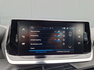 Peugeot 2008 Peugeot 2008 1.2 AUT 130Pk PureTech Allure Pack - afbeelding nr 14