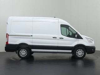 Ford Transit Ford Transit 2.0TDCI 130PK L2H2 | Navigatie | Camera | Trekhaak 2800Kg | Airco | 3-Persoons - afbeelding nr 13