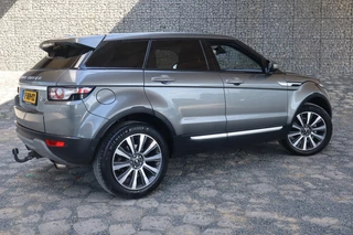 Land Rover Range Rover Evoque Land Rover Range Rover Evoque 2.0 Si 4WD | Trekhaak | PanoDak | Stoelverwarming | Camera - afbeelding nr 15