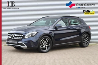 Mercedes-Benz GLA 180 Panoramadak/Led/Camera/18inch